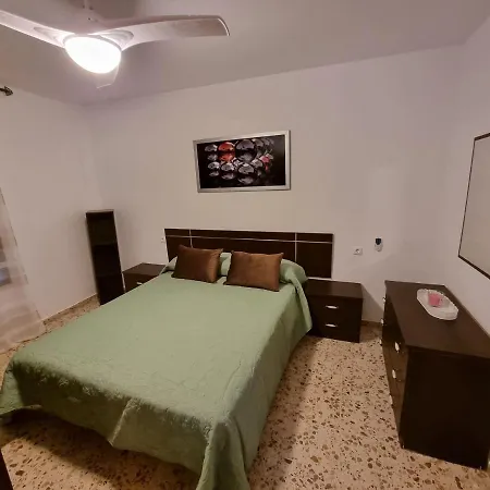 Апартаменти Vivienda Turistica En Tipico Patio Cordobes San Basilio Кордова