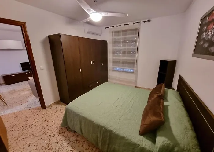 Vivienda Turistica En Tipico Patio Cordobes San Basilio *